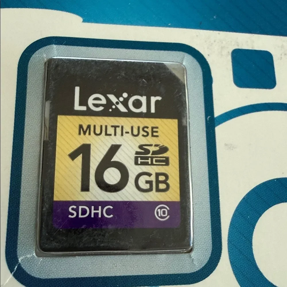16GB SDHC Memory Card - Blue